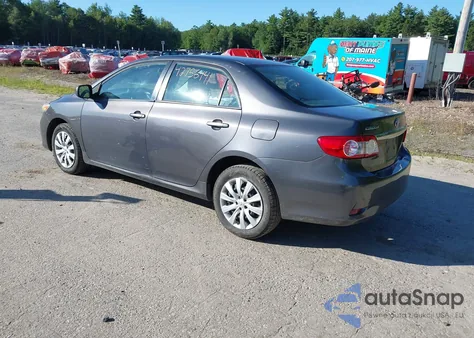 2013 Toyota Corolla Le z USA, uszkodzony, nr VIN 5YFBU4EE2DP160417